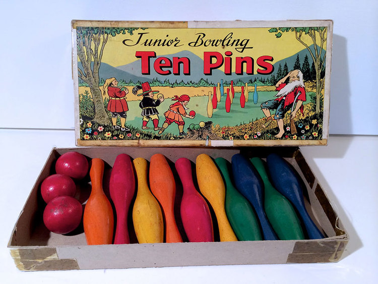 Ten Pins bowling set